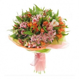 букет з альстромерією