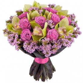 букет з еустомою 06